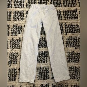 Aritzia TNA sweatpants